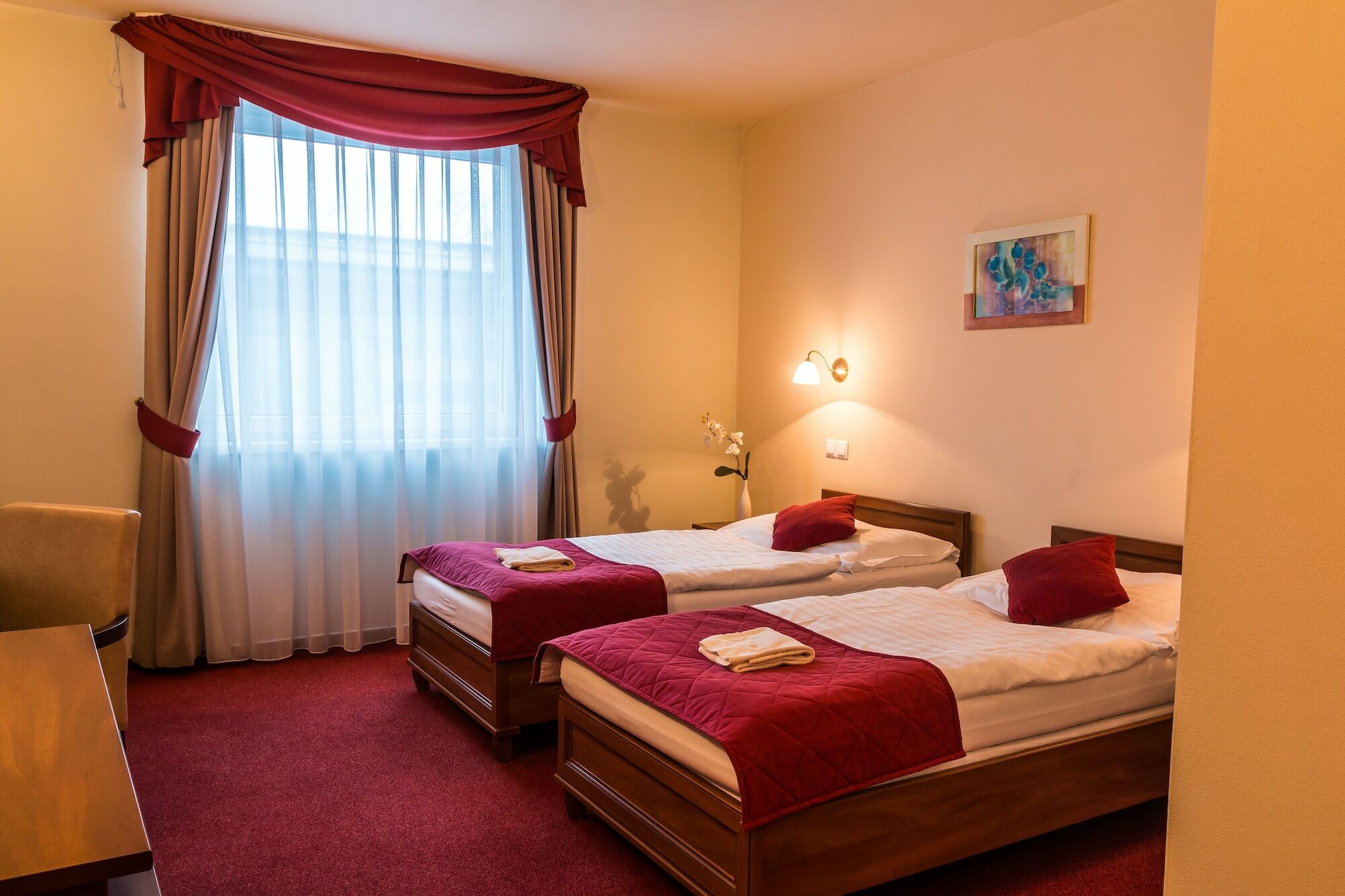 Hotel Dixon So Vstupom Do Bazena A Virivky Zdarma - Free Entrance To Pool And Jacuzzi Included Банска бистрица Екстериор снимка