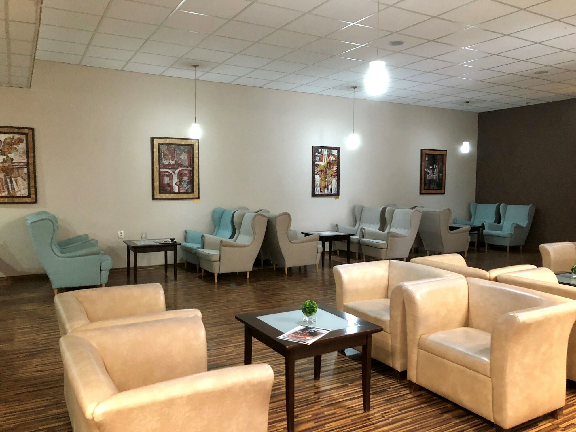 Hotel Dixon So Vstupom Do Bazena A Virivky Zdarma - Free Entrance To Pool And Jacuzzi Included Банска бистрица Екстериор снимка