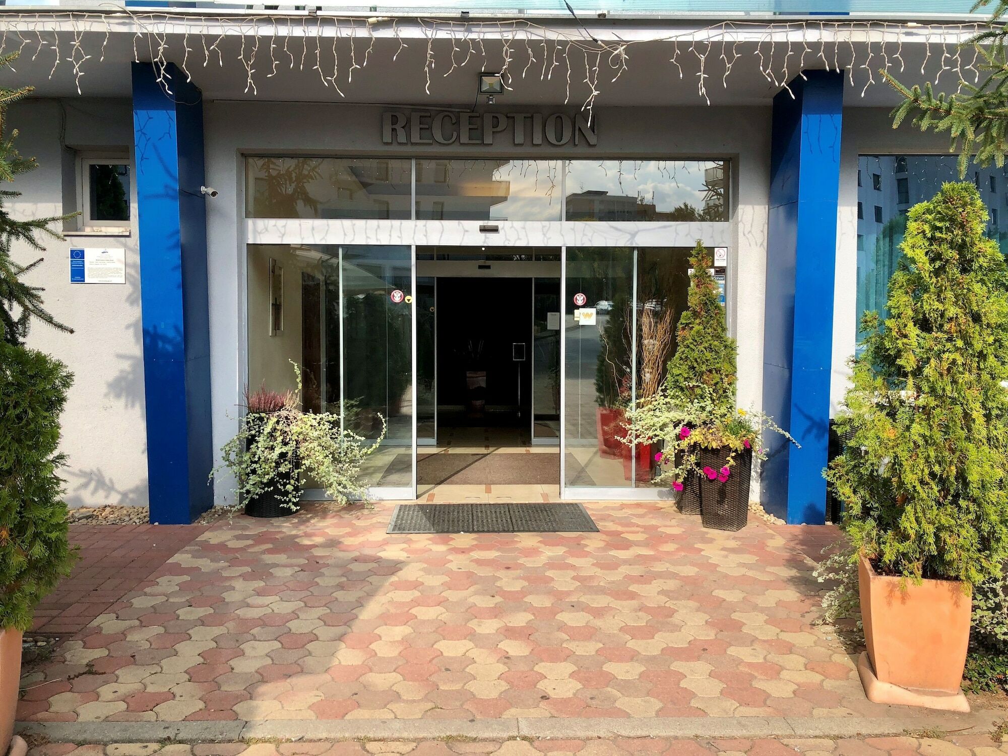 Hotel Dixon So Vstupom Do Bazena A Virivky Zdarma - Free Entrance To Pool And Jacuzzi Included Банска бистрица Екстериор снимка